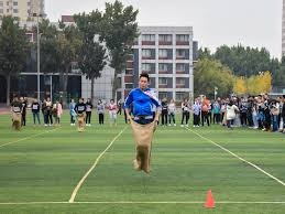 邮报：除格伊外，利物浦还在关注奥多涅斯和戴纳-奥多涅斯