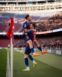 图片报：西蒙斯因抱怨颈痛缺席昨日合练，很可能缺战今日比赛