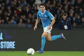 百家乐“斩龙”时机：连续 8 把庄后，概率学上是否支持在此刻投注闲？（百家乐连庄8局后的“斩龙”抉择：概率学是否支持改押闲？）